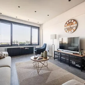  شقة Svm With A Sea View In Nisantasi