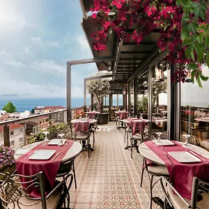 Hotel Skalion, Istanbulská provincie